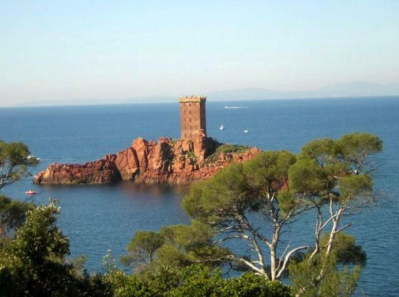 Le Petit Semaphore Saint-Raphaël Kültér fotó
